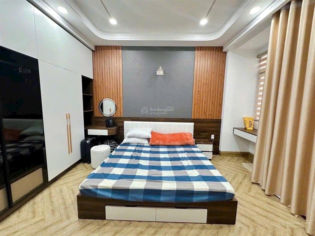 Siu phẩm hương lộ 2  ngang 4 dài 24m  5 tầng  thang máy  full nội thất giảm giá còn 9.2 tỷ tl