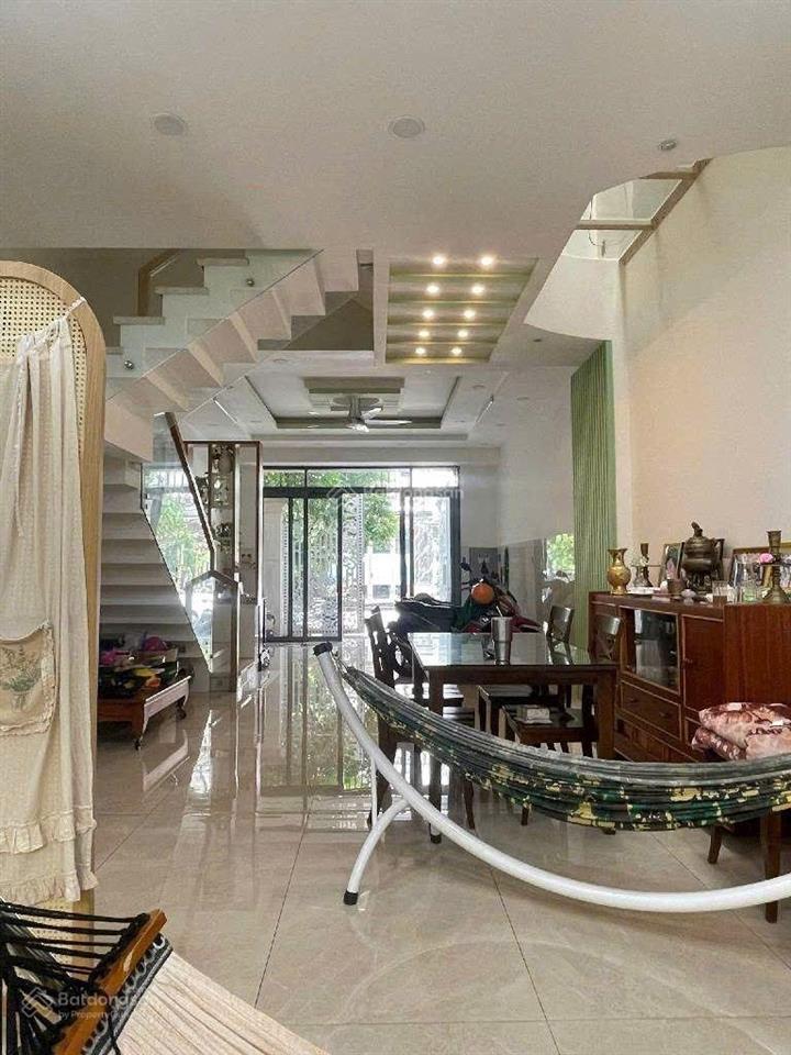 Mặt tiền khu tên lửa gần đường số 6 nhà 3 tầng 5x20m đẹp như hoa hậu giá 12.5 tỷ tl