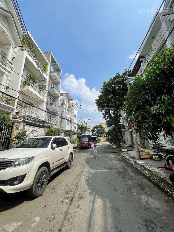 Mặt tiền khu tên lửa gần đường số 6 nhà 3 tầng 5x20m đẹp như hoa hậu giá 12.5 tỷ tl