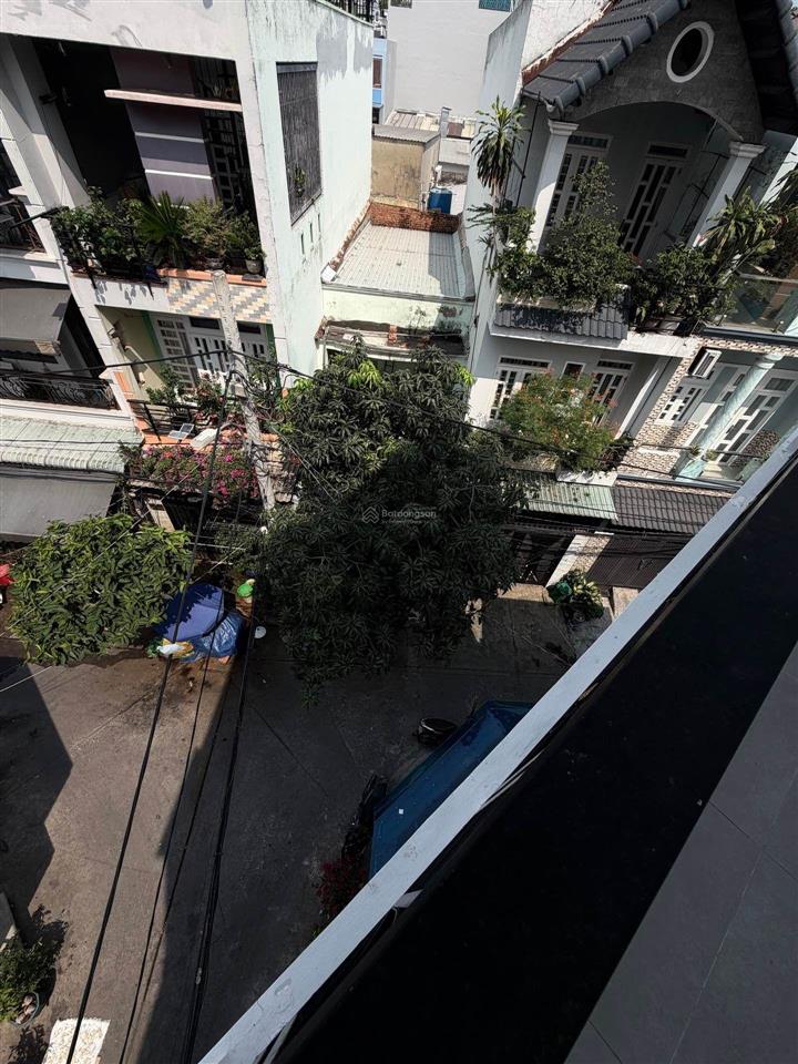 Bán nhà đường 413 lê văn quới, dtsd 160m2, 5 tầng kiên cố tặng nội thất gỗ căm xe giá 5.4 tỷ tl