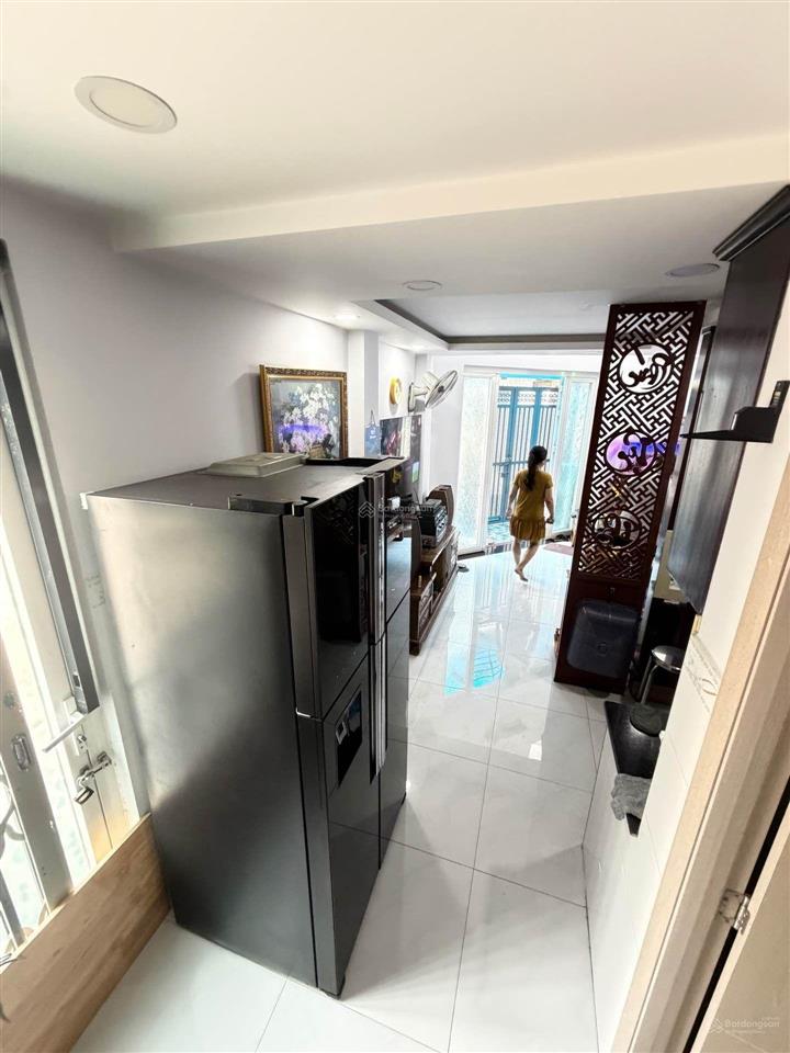 Bán nhà đường 413 lê văn quới, dtsd 160m2, 5 tầng kiên cố tặng nội thất gỗ căm xe giá 5.4 tỷ tl