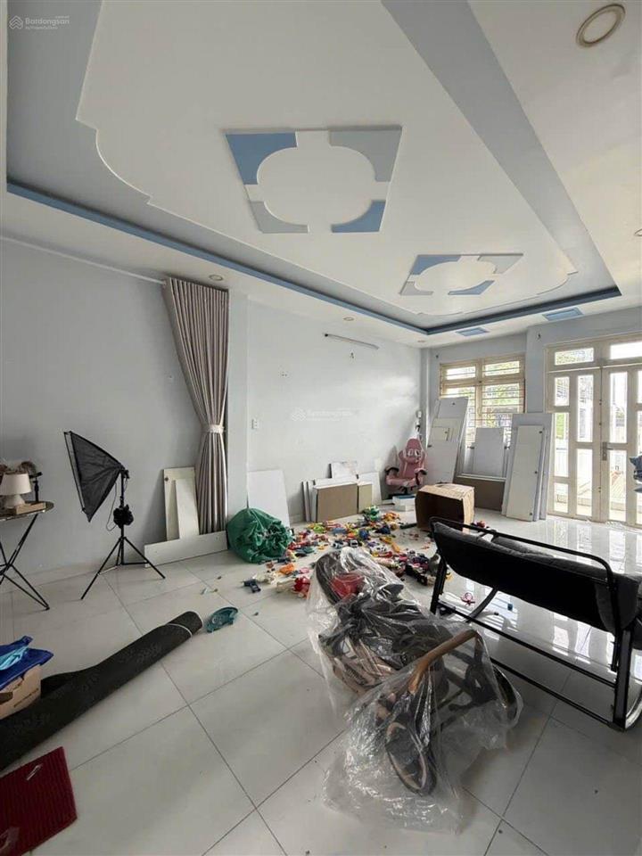 Gà đẻ trứng vàng, hương lộ 2, ngang lớn 8x18m, đúc 4 tầng dt 133m2, dòng tiền khủng giá 11.7 tỷ tl