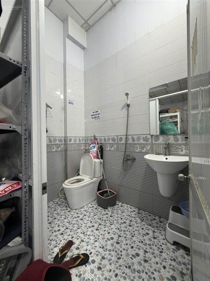 Gà đẻ trứng vàng, hương lộ 2, ngang lớn 8x18m, đúc 4 tầng dt 133m2, dòng tiền khủng giá 11.7 tỷ tl