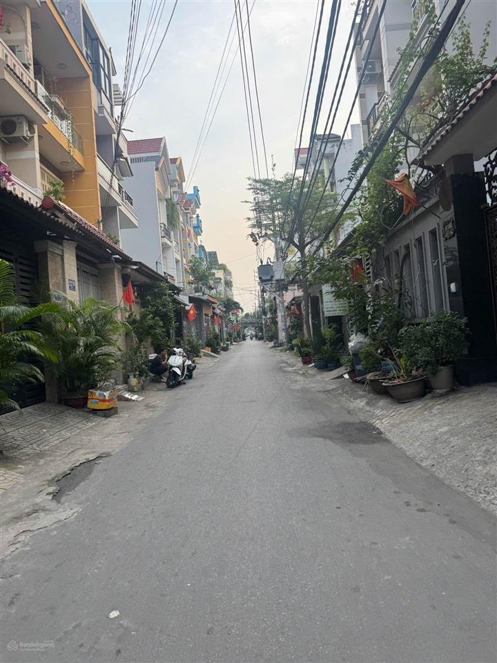 Gà đẻ trứng vàng, hương lộ 2, ngang lớn 8x18m, đúc 4 tầng dt 133m2, dòng tiền khủng giá 11.7 tỷ tl