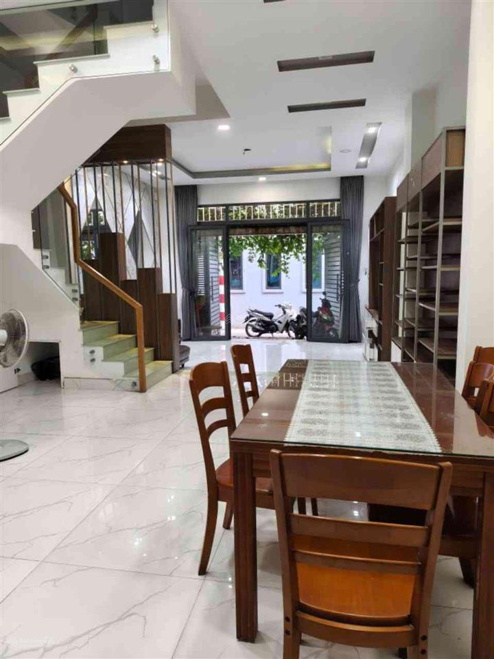 Phường tây thạnh, đường nhựa 5m thông, ngang 5x14m vuông vức nhà trống giao ngay giá 7 tỷ nhỏ giọt