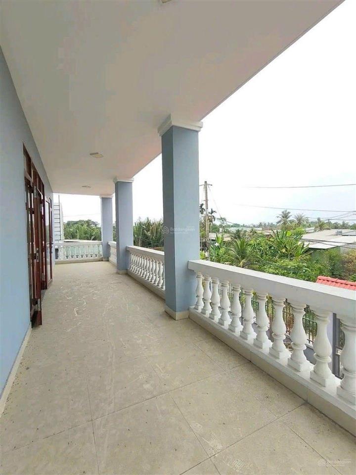 Biệt thự mái thái 425m2  21x20  trương văn đa, tân nhựt bình chánh giá 7.5 tỷ tl