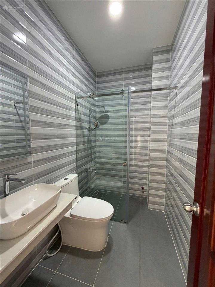Mặt tiền đường chân lý bàn cờ thông 4x21  84m2 (độc lập  lũy bán bích) giá 12,8 tỷ (tl)