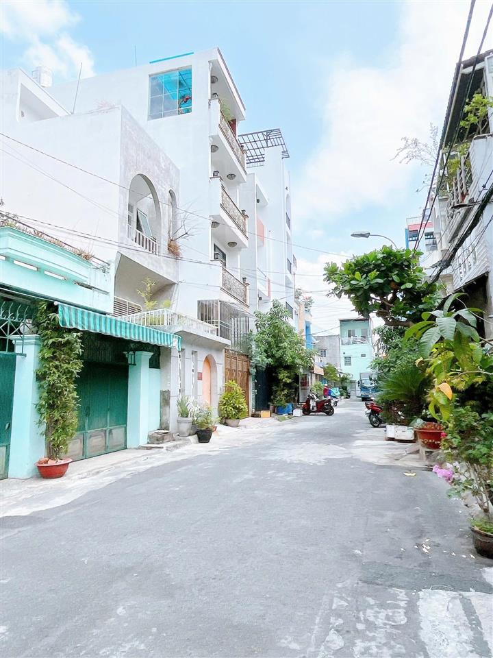 Bán nhà hẻm nhựa 8m thoại ngọc hầu, quận tân phú. dt 4x17m, 2 tấm, gần ngã tư 4 xã  giá 7,3 tỷ tl