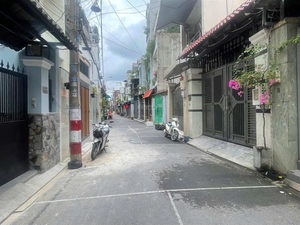 Hẻm nhựa 6m thoại ngọc hầu, tân phú  ngay ngã 3 nguyễn sơn 4x20m, đúc 2 tấm, giá 8,7 tỷ tl