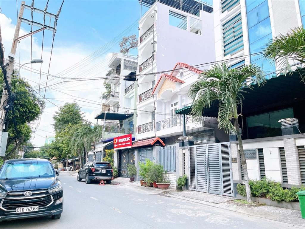 Bán biệt thự hẻm vip tân sơn nhì, quận tân phú. dt 8x20m, nhà 2 lầu  giá giảm còn 21,5 tỷ tl