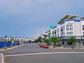 Bán nhà 1 trệt 2lầu khu đô thị tây sông hậu giữ lòng tp long xuyên, an giang