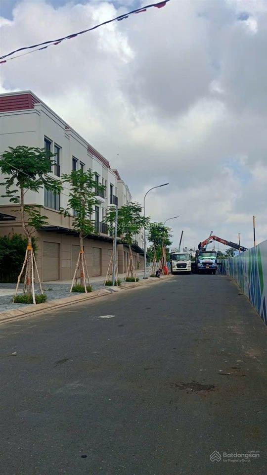 Bán nhà 1trệt 2lầu khu tây sông hậu gđ3 , tp long xuyên, an giang