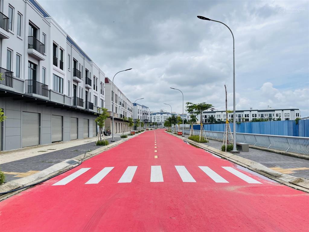 Bán nhà 1trệt 2lầu khu tây sông hậu, long xuyên, an giang