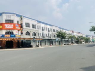 Bán 255m2 nhà 1 trệt 2 lầu khu tây sông hậu long xuyên, an giang giá tốt toàn khu