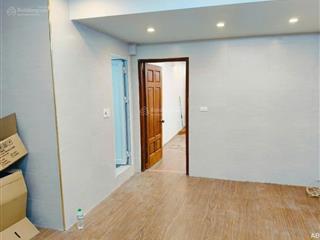 Tập thể 51 cảm hội lò đúc 55m2, ô tô đỗ chân cầu thang