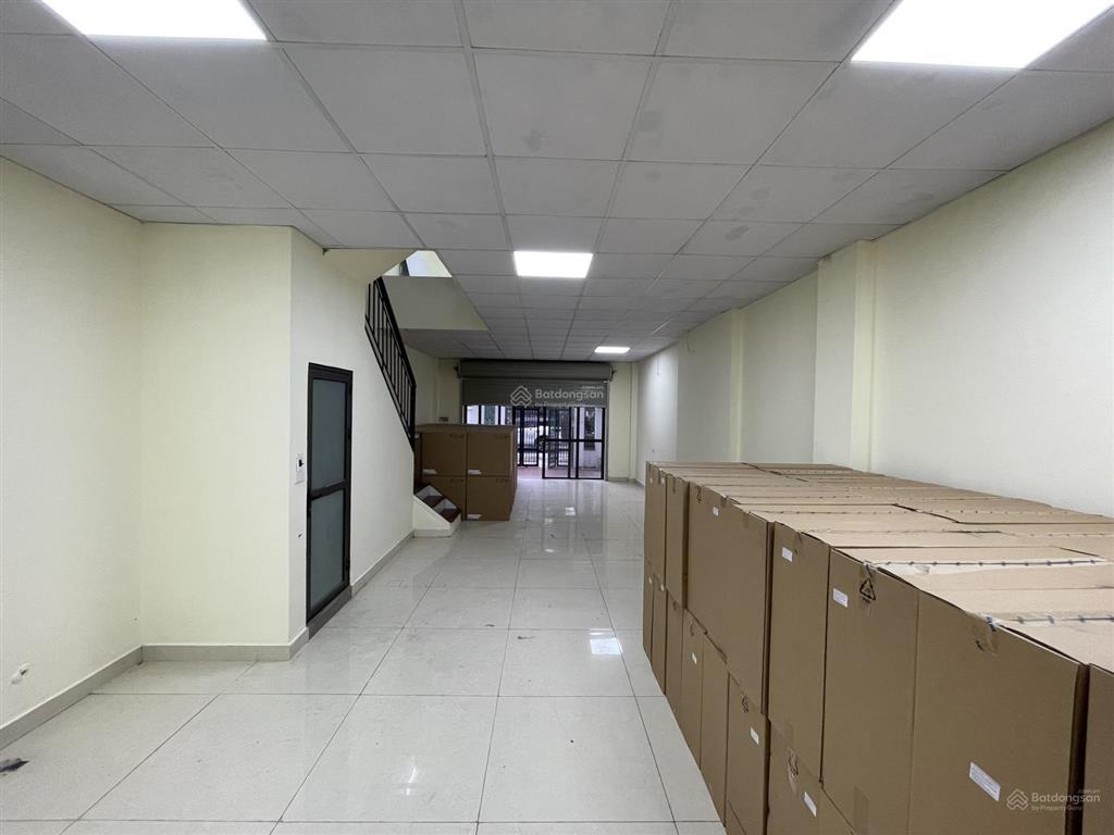 Cho thuê nhà 90m2 x 3 tầng làm văn phòng