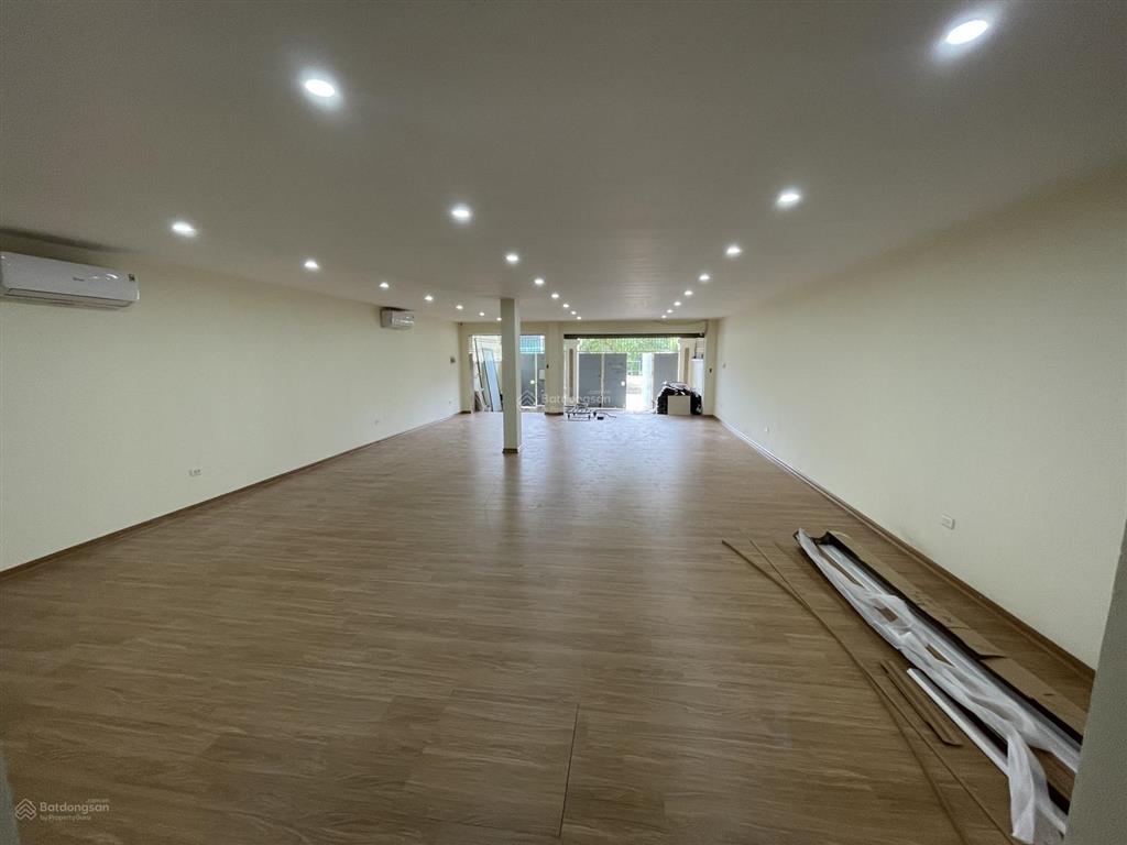 Cho thuê liền kề 140m2 x 5 tầng thang máy kđt xuân phương foresa