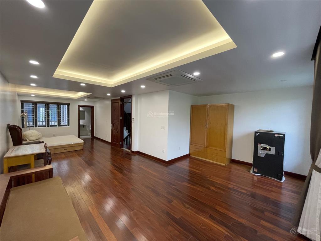 Cho thuê nhà liền kề 90m2 x 5 tầng thang máy kđt xuân phương  fores, nam từ liêm, phố trịnh văn bô