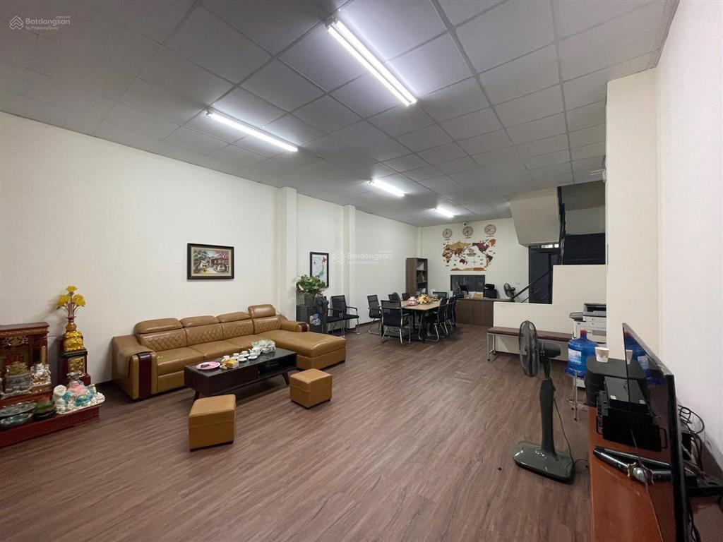 Cho thuê liền kề 120m2 x 3 tầng kđt xuân phương, phố trịnh văn bô