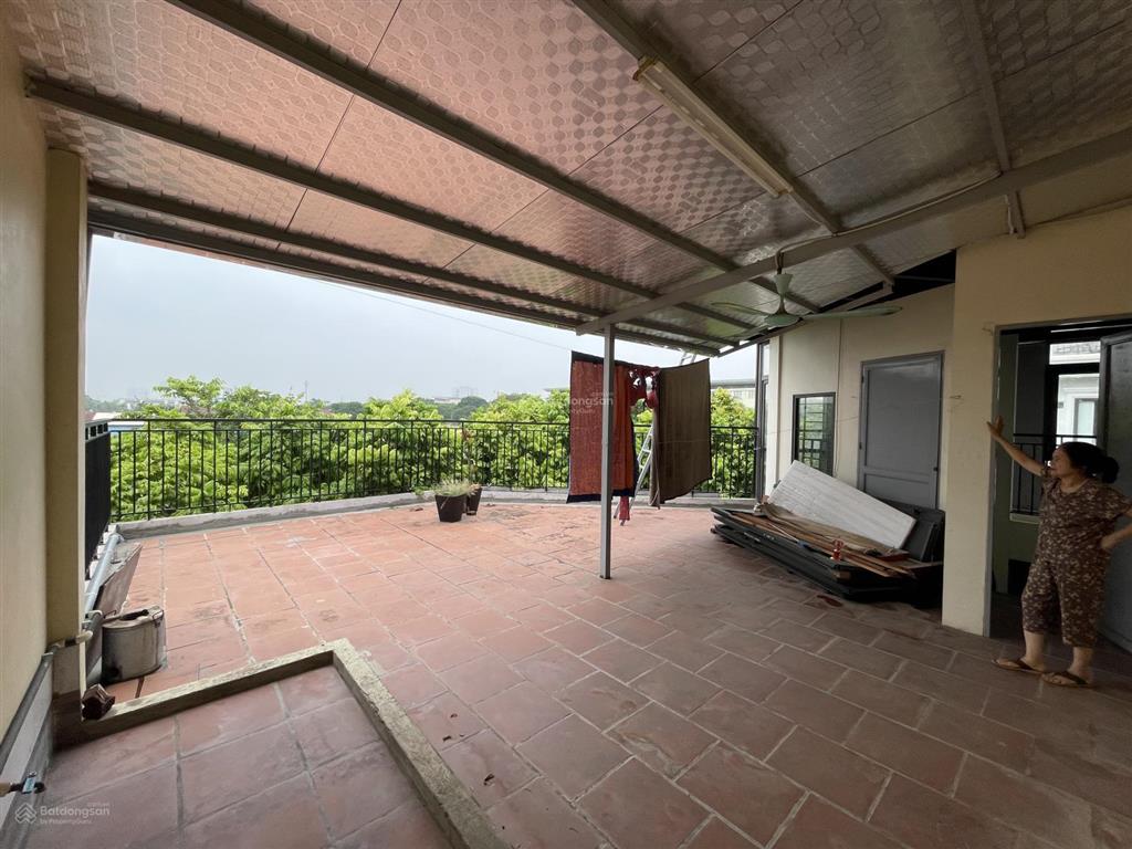 Cho thuê liền kề góc 70m2 x 2 tầng 1 tum thông sàn phố trịnh văn bô, nam từ liêm