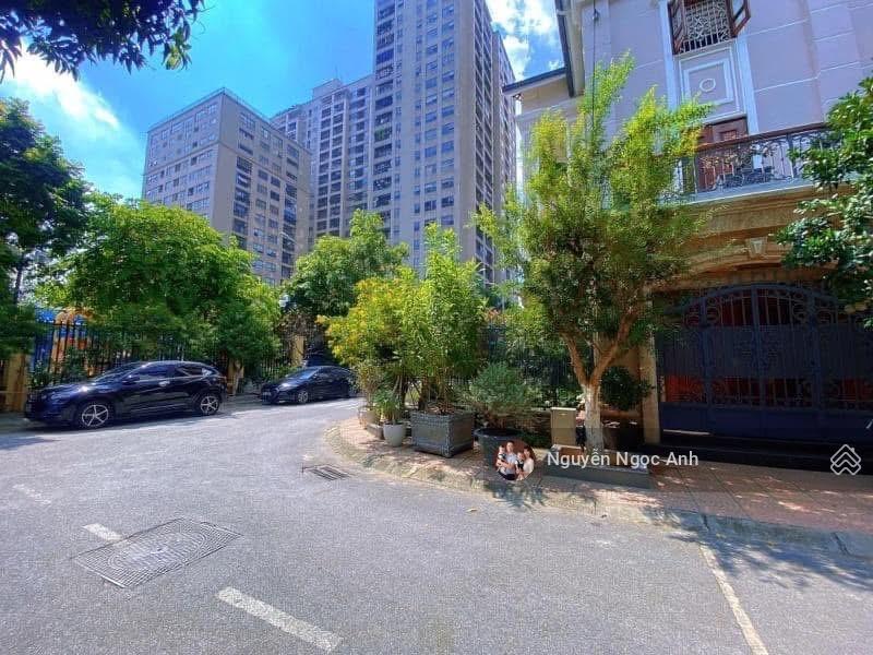 Bán biệt thự lô góc 79m2 trung tâm quận đống đa  38 tỷ kinh doanh, cho thuê hoặc ở đều đẹp