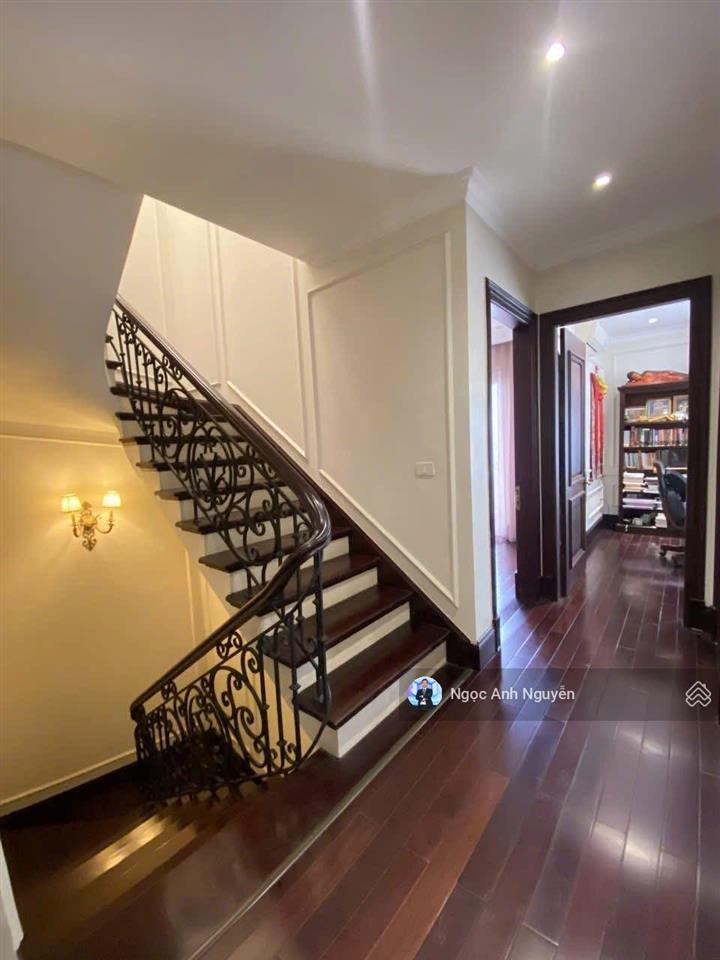 Bán biệt thự 134m2  anh đào 10 vinhomes riverside  giới tinh hoa thủ đô quần tụ