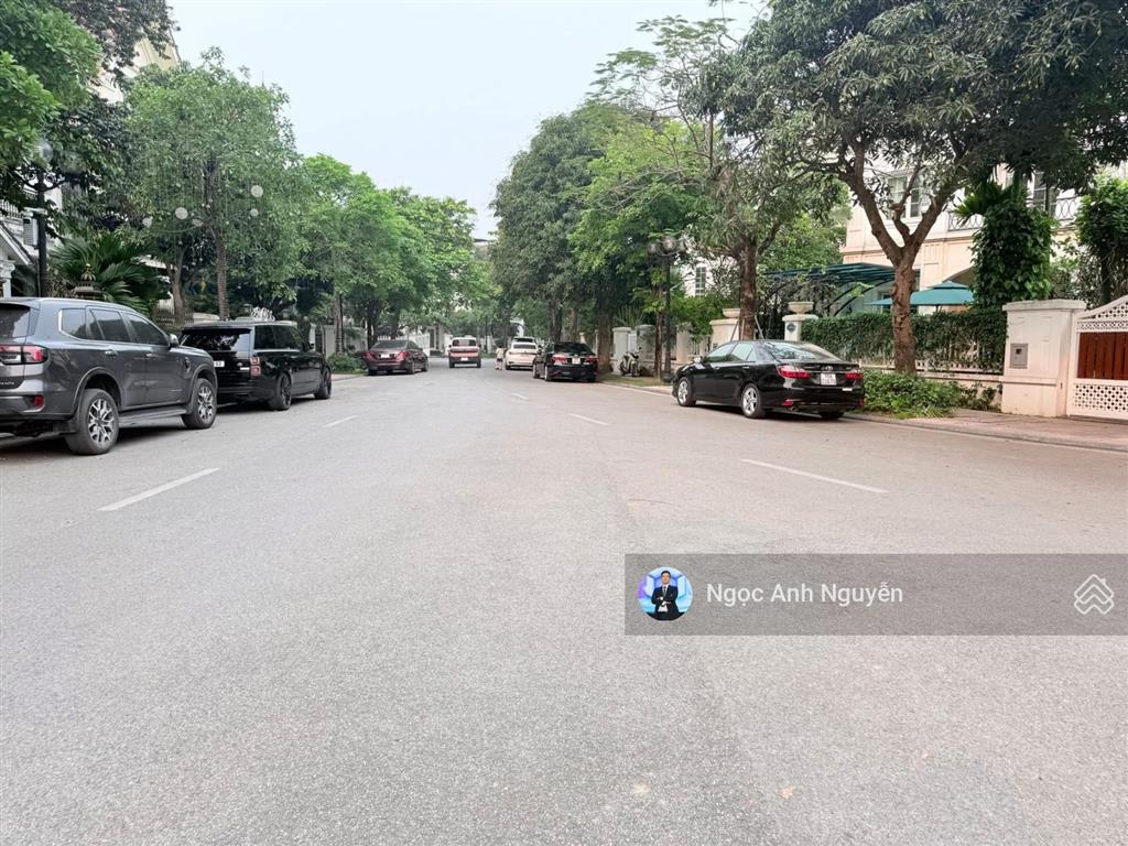 Bán biệt thự 134m2  anh đào 10 vinhomes riverside  giới tinh hoa thủ đô quần tụ