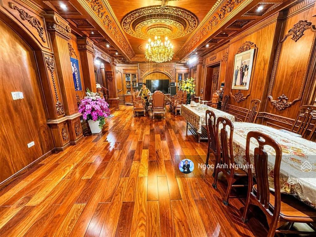 Biệt thự đẳng cấp  sát mặt hồ  khu tân mai luis city 186m2 68 tỷ