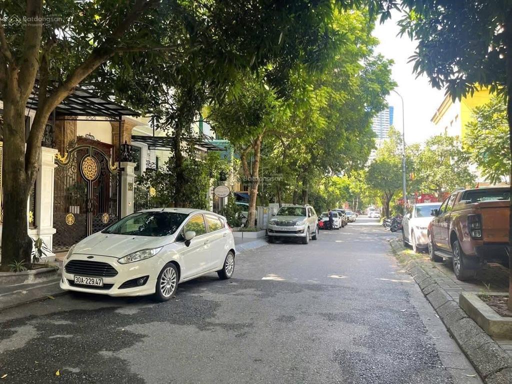 Phân lô vip phố đỗ quang  cầu giấy 60m2  mt 5.2m  trung tâm quận, thuận tiện di chuyển