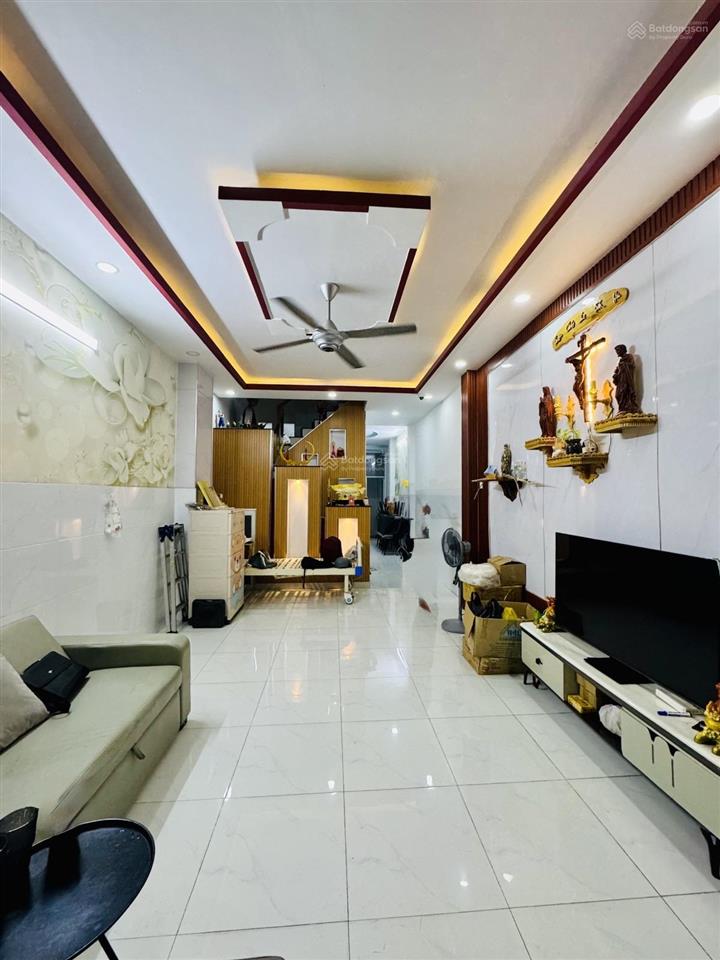 Nhàtân phú ngay tô hiệu 68m2 mới đẹp 2 tầng hẻm xe hơi 4m  sổ a4 giá 6,95 tỷ