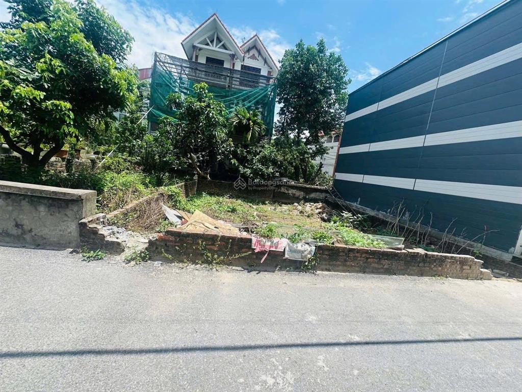 Đất đông dư trong đê 73m giá 5,5 tỷ đường ô tô 7 chỗ