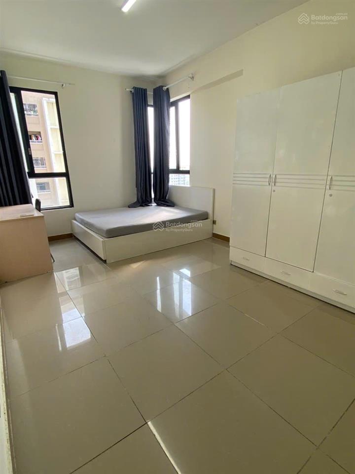 P 2tr4 gần các trường đại học tôn đức thắng, ntt, kế bên phú mỹ hưng, crescent mall, cầu phú mỹ