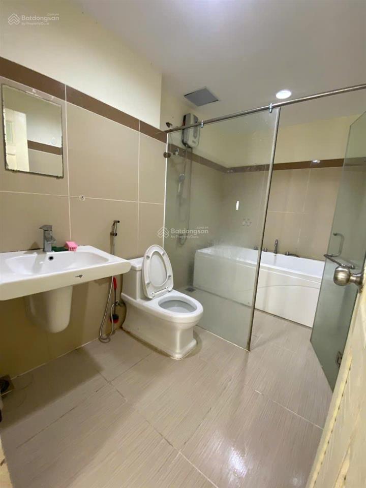 P 2tr4 gần các trường đại học tôn đức thắng, ntt, kế bên phú mỹ hưng, crescent mall, cầu phú mỹ