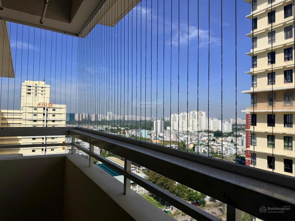 P 2tr4 gần các trường đại học tôn đức thắng, ntt, kế bên phú mỹ hưng, crescent mall, cầu phú mỹ
