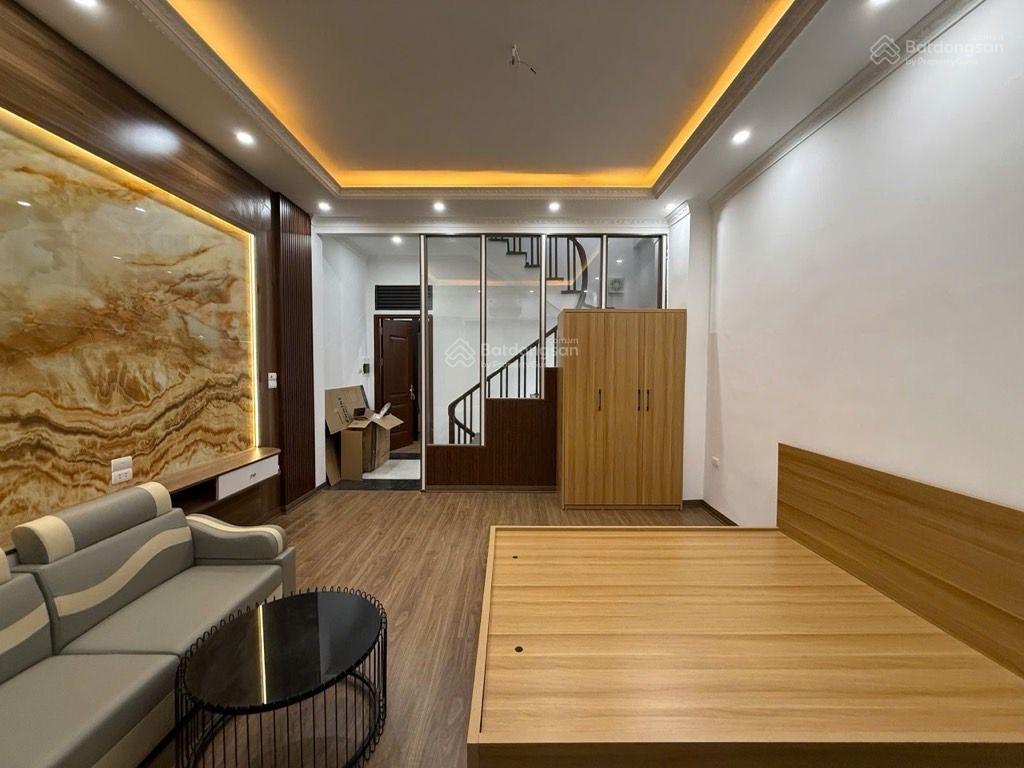 Bán nhà lò đúc 45m 5tầng 8pn ngõ thông, sổ nở hậu, dòng tiền ổn định, full nt nhỉnh 14tỷ, hiếm