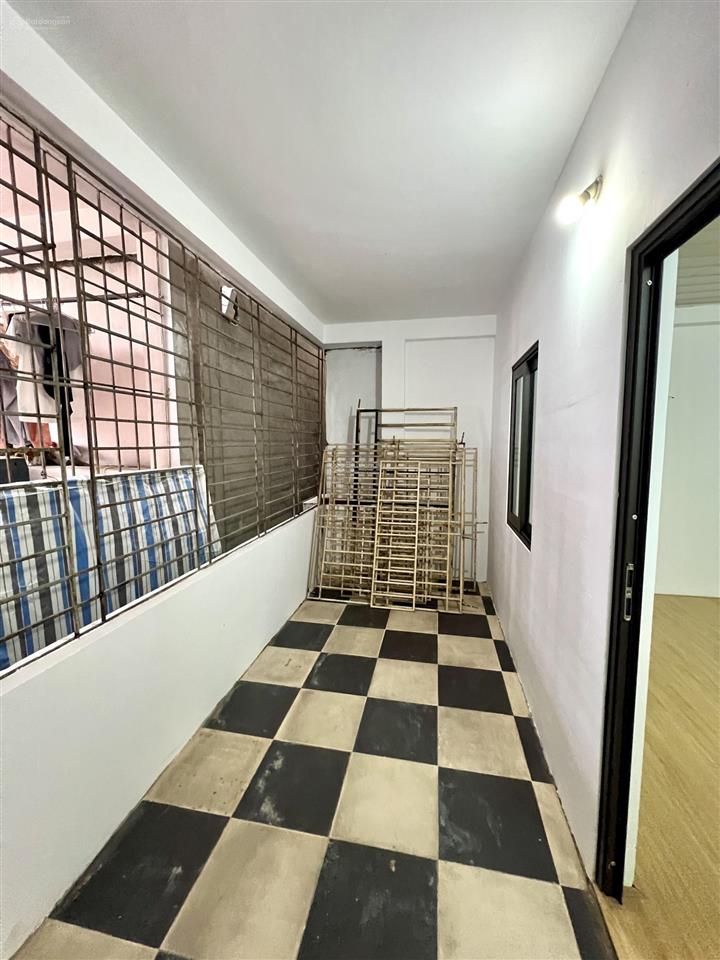 Bán nhà tôn đức thắng 41m 5t 4pn ô tô đỗ cổng, full nội thất, ở ngay, tiện ích vô vàn chỉ 9.9tỷ