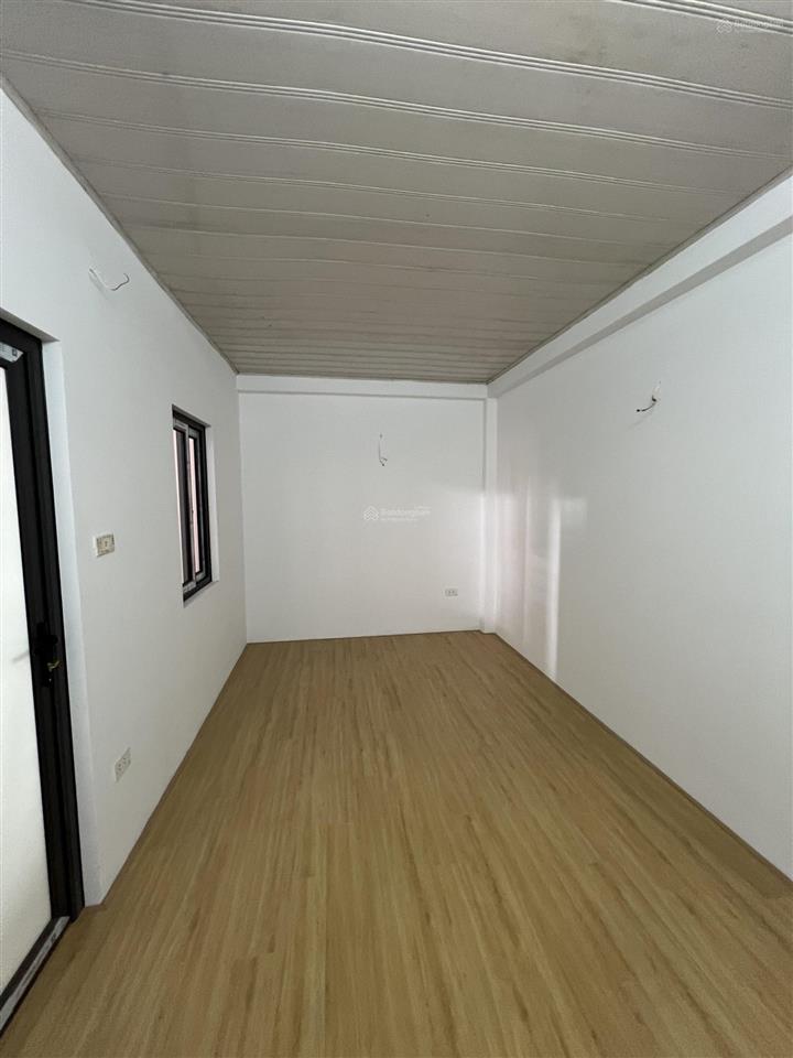 Bán nhà tôn đức thắng 41m 5t 4pn ô tô đỗ cổng, full nội thất, ở ngay, tiện ích vô vàn chỉ 9.9tỷ