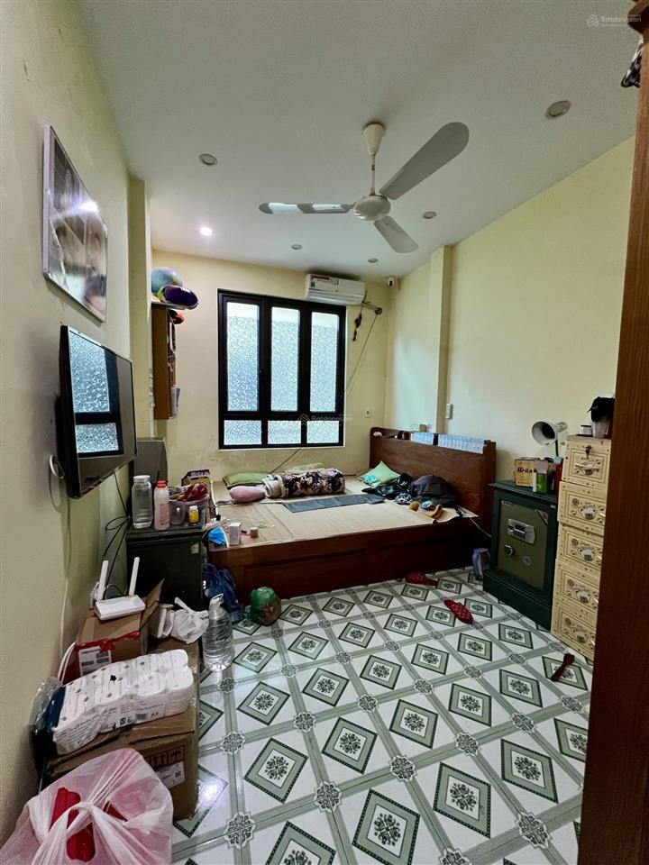 Hiếm nhà trương định 30m 5t ngõ thông kinh doanh, 2 thoáng, 10m ra phố, ở và giữ tiền ổn chỉ 7.5tỷ