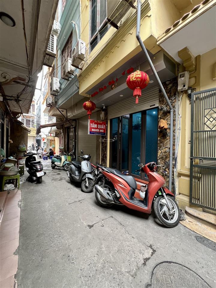 Hiếm nhà trương định 30m 5t ngõ thông kinh doanh, 2 thoáng, 10m ra phố, ở và giữ tiền ổn chỉ 7.5tỷ