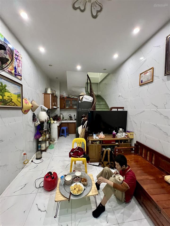 Hiếm nhà trương định 30m 5t ngõ thông kinh doanh, 2 thoáng, 10m ra phố, ở và giữ tiền ổn chỉ 7.5tỷ