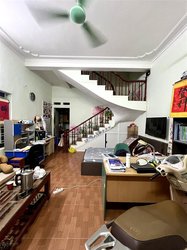 Bán nhà cổ linh  60m mt 4.8m  lô góc 3 thoáng, ô tô vào nhà, giữ tiền hợp lý, ở ngay nhỉnh 11tỷ