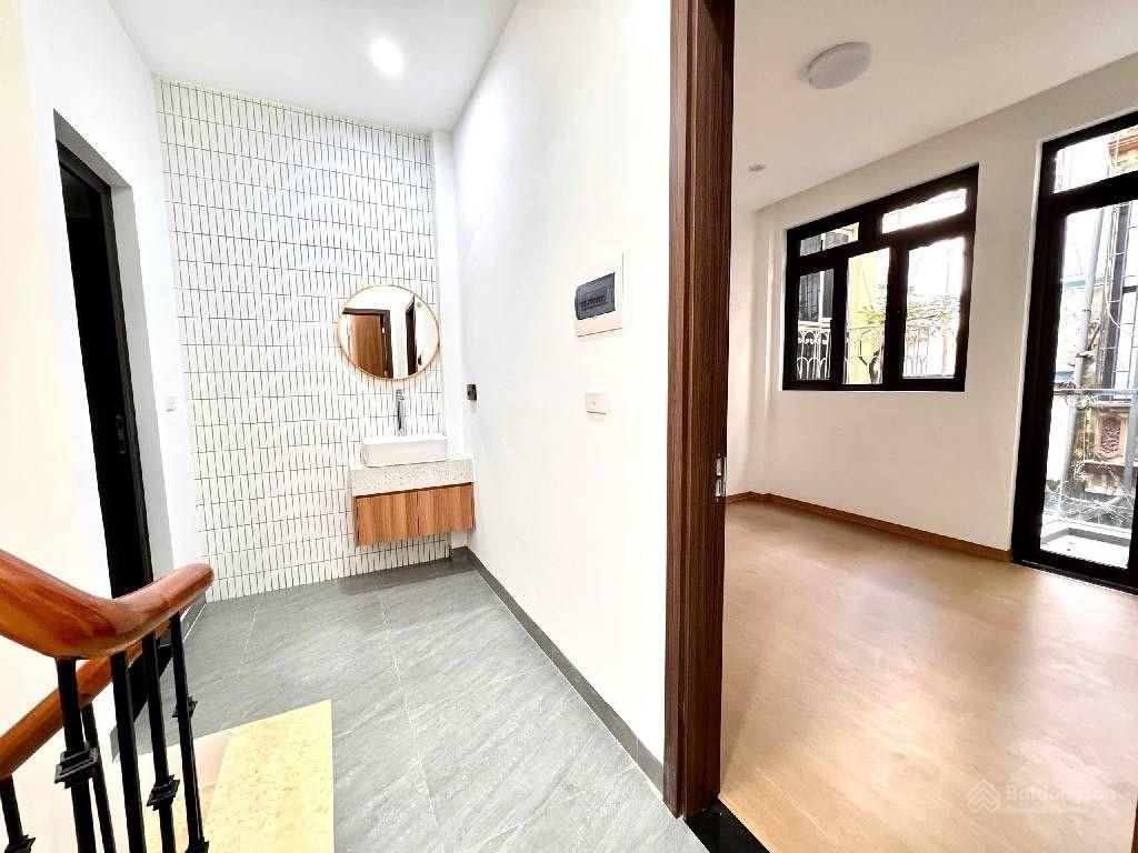 Nhà bạch mai 50m 3pn ngõ thông, nhà đẹp ở ngay, ở hay giữ tiền đều được, hiếm nhà bán nhỉnh 10tỷ