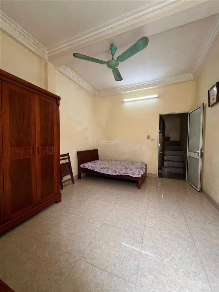 Nhà đẹp minh khai, sát timecity 35m 5t dân xây, sát phố, nhà dân xây khung cột nhỉnh 7tỷ, hiếm