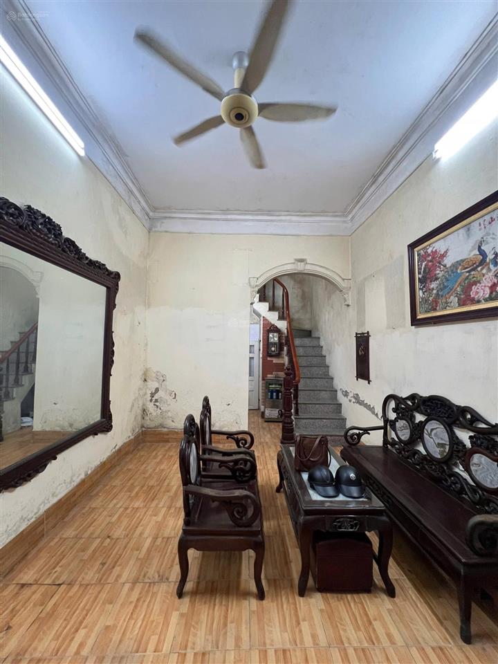 Nhà đẹp minh khai, sát timecity 35m 5t dân xây, sát phố, nhà dân xây khung cột nhỉnh 7tỷ, hiếm