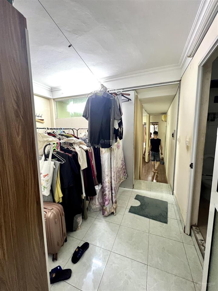 Chính chủ bán tập thể bách khoa 80m 3pn ở ngay, phù hợp mua cho ở và giữ tiền, hiếm nhỉnh 5tỷ