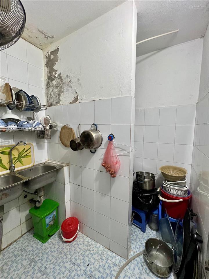 Chính chủ bán tập thể bách khoa 80m 3pn ở ngay, phù hợp mua cho ở và giữ tiền, hiếm nhỉnh 5tỷ