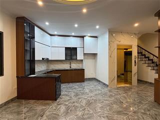Bán nhà lạc trung 51m mt4.9m lô góc 2 thoáng, thang máy nhập, nhà đẹp ở ngay, ô tô đỗ nhỉnh 15tỷ
