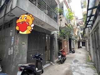Hiếm nhà pl lò đúc 42m 5t mt5.2m thang máy chờ, lô góc 2 thoáng, ngõ thông kinh doanh nhỉnh 12tỷ