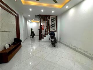 Hiếm nhà lạc trung 50m mt4m 5t thang máy chờ, 1 nhà ra phố, ở hay thuê dòng tiền đều ổn nhỉnh 13tỷ