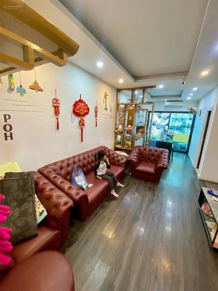 Chính chủ bán chung cư nguyễn đức cảnh 70m 2pn ở ngay, tiện ích bạt ngàn, gần hồ đền lừ nhỉnh 4tỷ